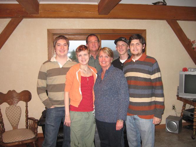 Thanksgiving family.JPG